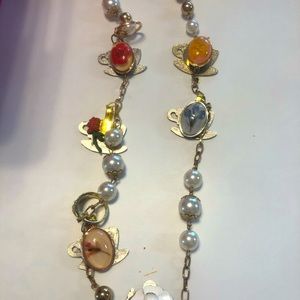 Princesses teacups and flowers